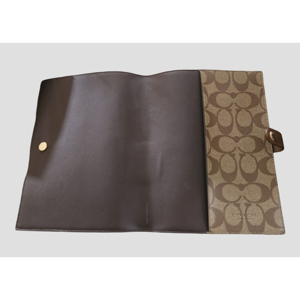 Coach | Planner Cover - Brown and Tan Signature Print - Picture 6 of 8